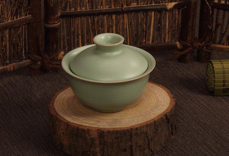 A Complete Set Of Portable Ru Porcelain Clay Tea Wares Premium And Treasure Tea Pot Experence China Tea Ceremony
