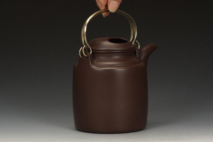 Yang Tong Teapot Premium And Treasure Yixing Zisha Pottery Handmade Zisha Clay Teapot Guaranteed 100%Genuine Original Mineral Fired