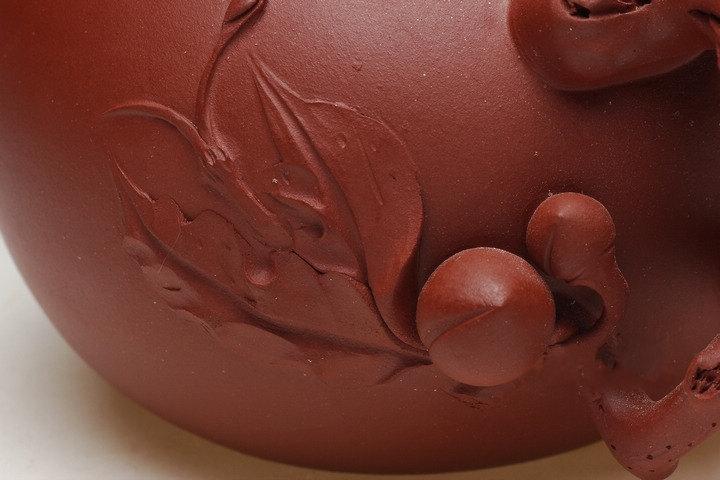 Shou Tao Teapot Yixing Zisha Pottery Handmade Zisha Clay Teapot Guaranteed 100%Genuine Original Mineral Fired